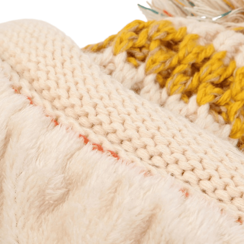 pom pom beanie